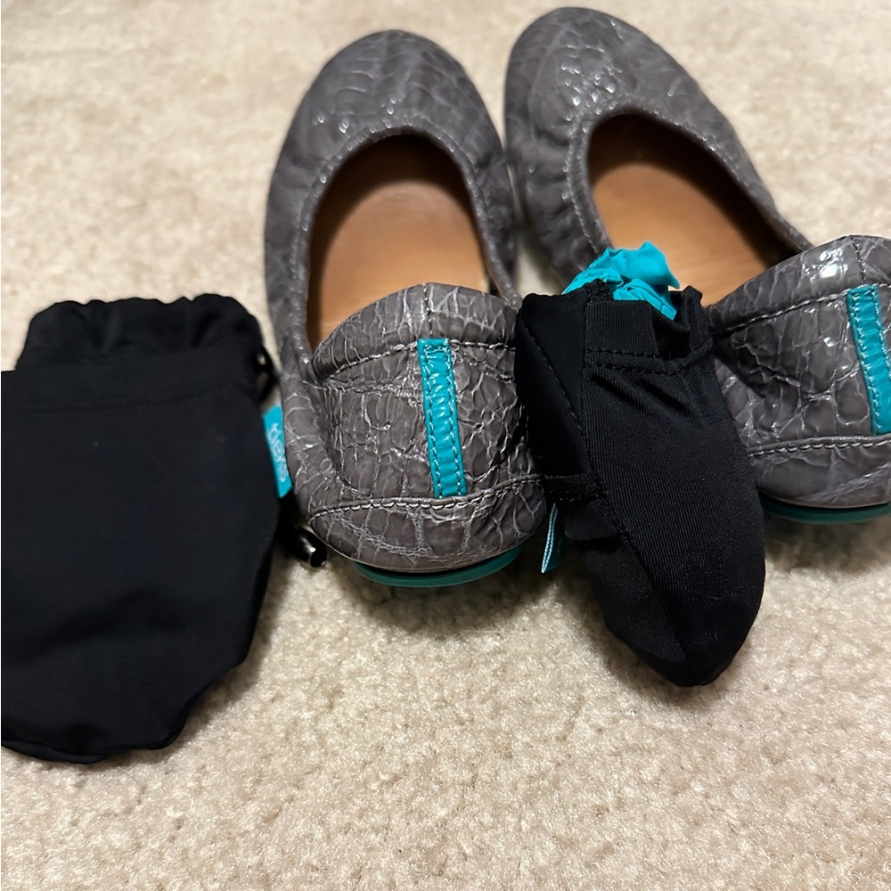 Slate Grey Croc Tieks